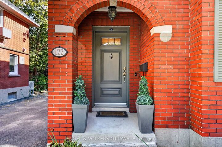 Property Photo:  122 Renfrew Avenue  ON K1S 1Z8 