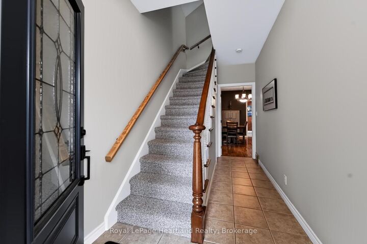 Property Photo:  54 Trafalgar Street  ON N7A 1T4 