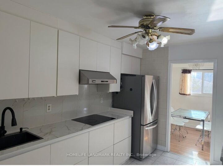 Property Photo: 58 Muirlands Drive ON M1V 2B4