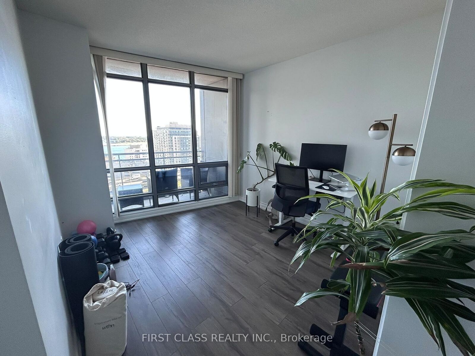 Property Photo:  3 Navy Wharf Court S 1601  ON M5V 3V1 