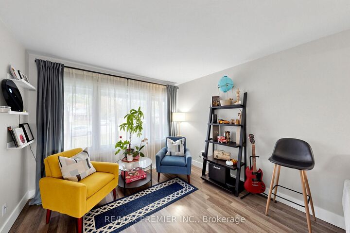 Property Photo:  151 Moxley Court  ON L8T 4S2 