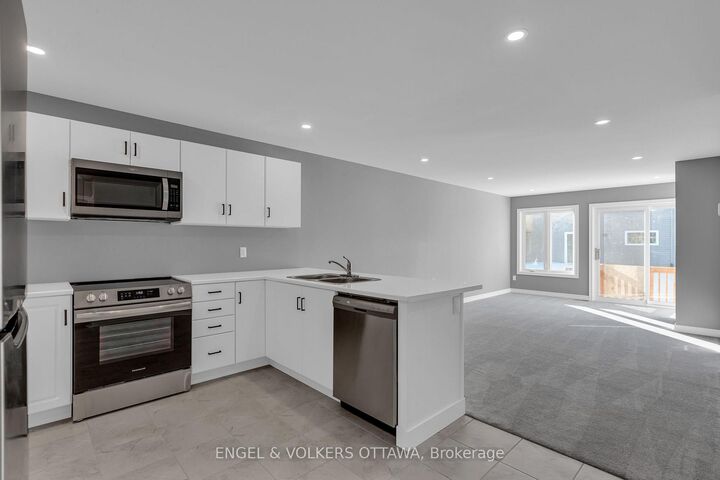 Property Photo:  102 Seabert Drive  ON K0A 0A0 