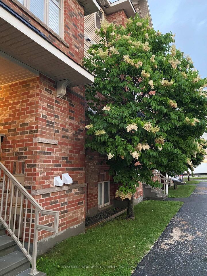 Property Photo:  151 Keltie Private  ON K2J 0A1 