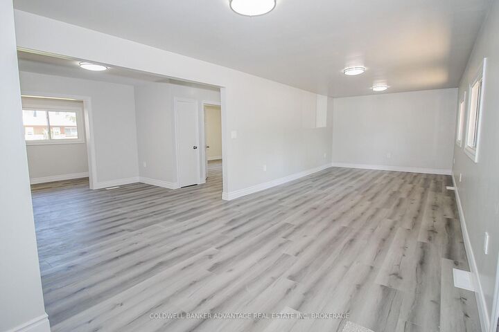 Property Photo:  378 Thorold Road  ON L3C 3W6 