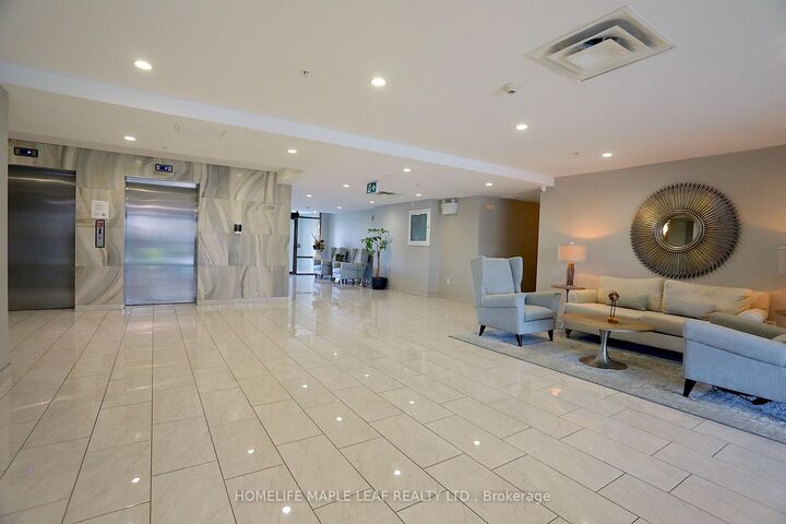 Property Photo:  35 Southshore Crescent 418  ON L8E 0J2 
