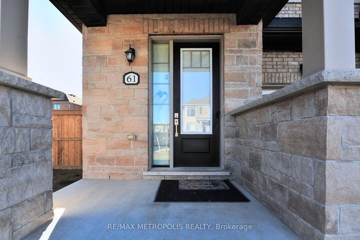 Property Photo:  61 Seedling Crescent  ON L4A 4V5 