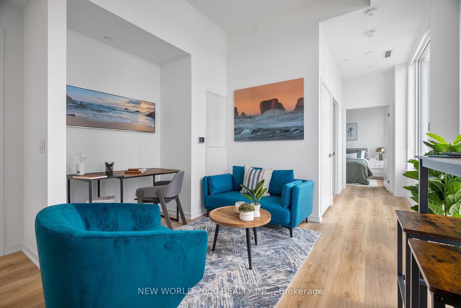 Property Photo: 101 Roehampton Avenue 1210 ON M4P 2W2