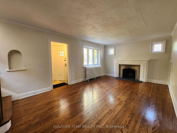 Property Photo:  43 Glendora Avenue  ON M2N 2V8 