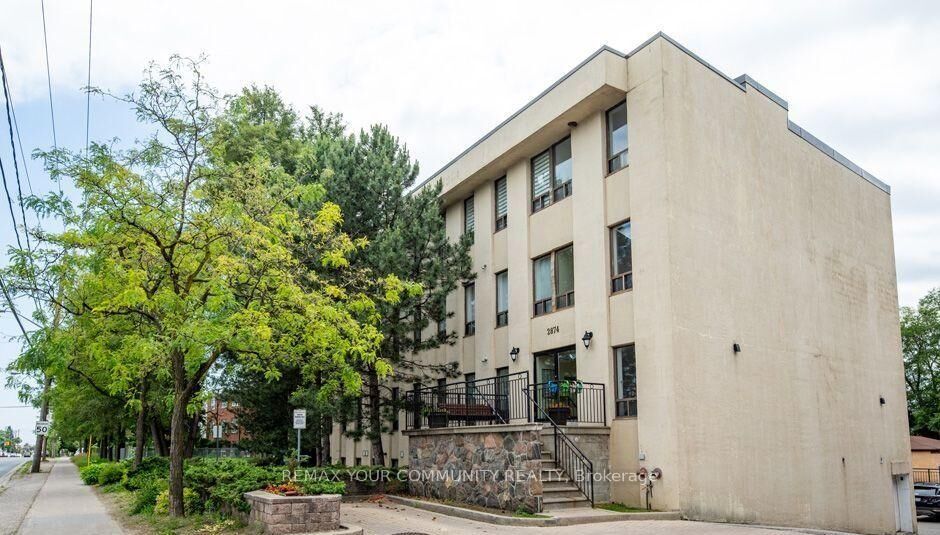 Property Photo:  2874 Keele Street 405  ON M3M 3C4 