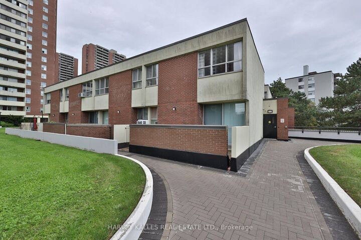 Property Photo:  10 Crescent Town Road 301  ON M4C 5L3 