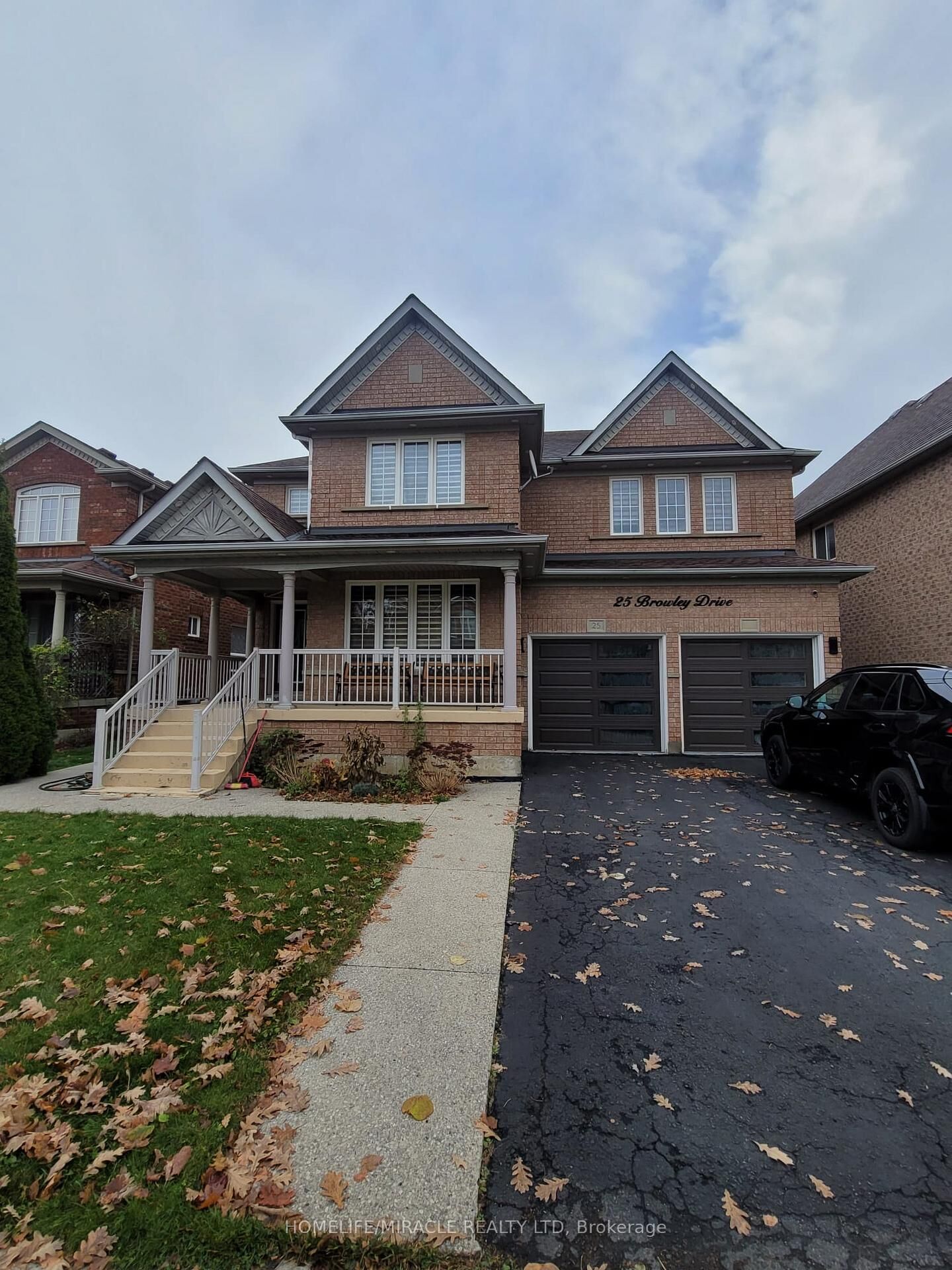 Property Photo:  25 Browley Drive  ON L7A 3C9 