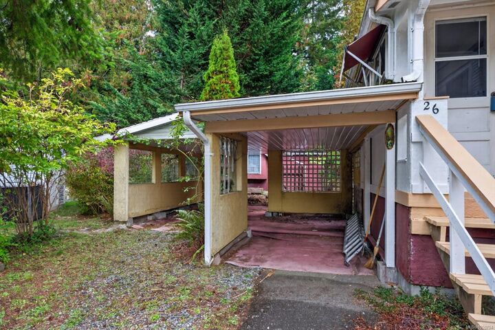 Property Photo: 2785 Wallbank Rd #26 BC V8H 2A5
