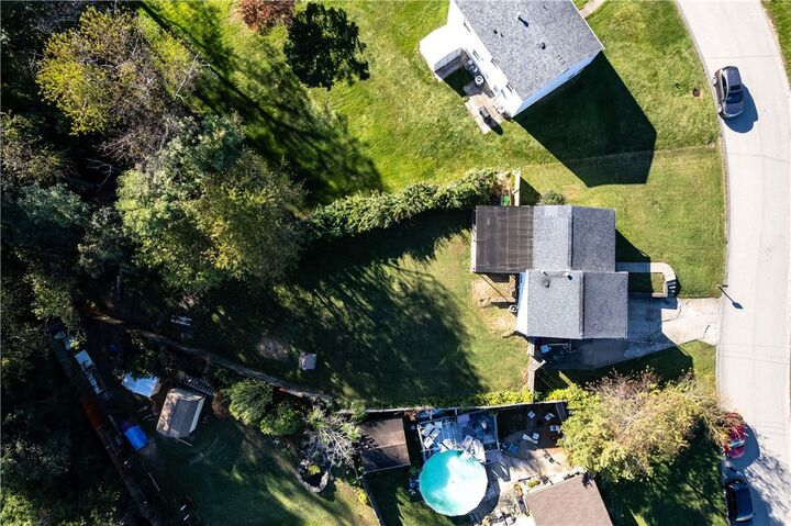 Property Photo: 3098 Countryside Drive PA 15101