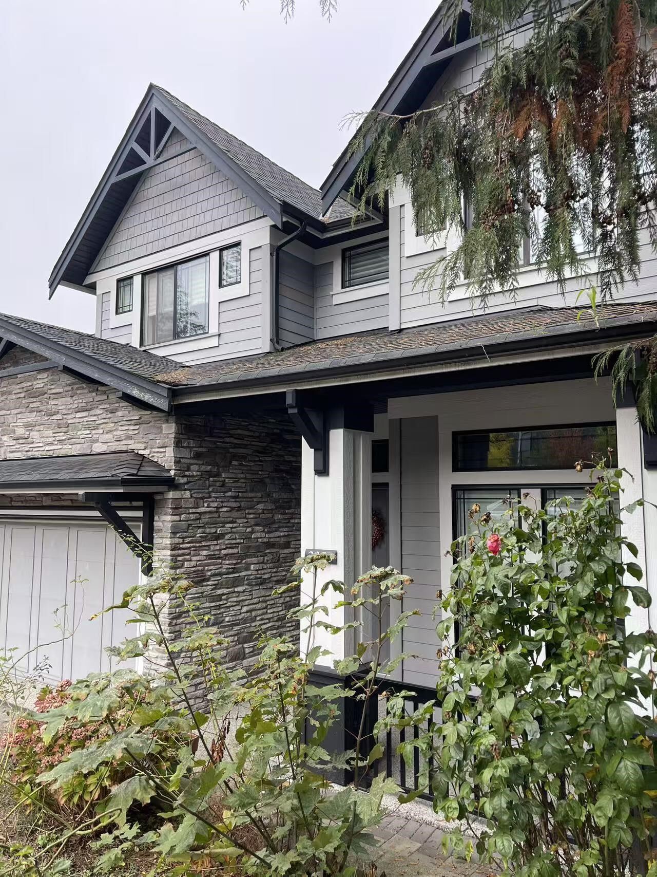 Property Photo:  3000 Helc Place  BC V3Z 0C7 
