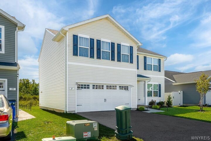 Property Photo: 27 Winterbrook Drive NY 14228