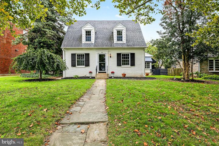 Property Photo:  172 Springdale Road  PA 17403 