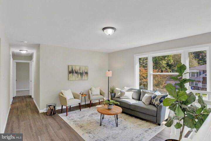 Property Photo:  35 White Oak Lane  PA 17319 