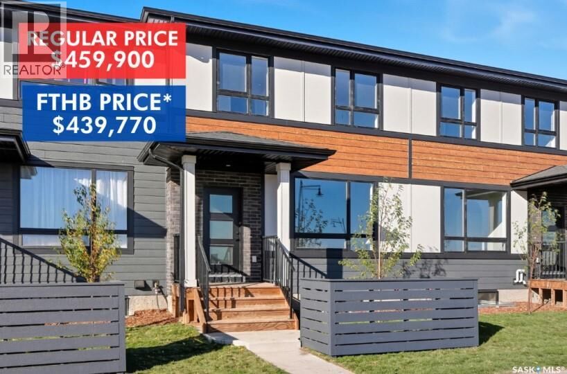 Property Photo:  22 Taskamanwa Terrace  SK S7V 1Z7 