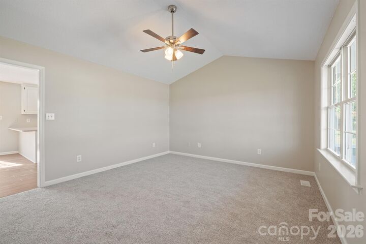Property Photo: 1061 Isenhour Court NC 28650
