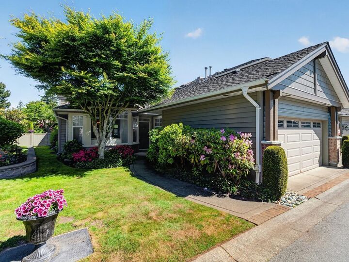 Property Photo:  15020 27A Avenue 7  BC V4P 2Z9 
