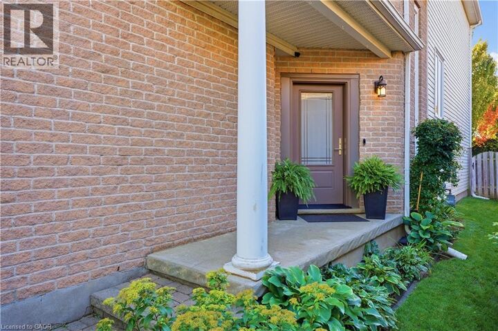 Property Photo:  104 Amanda Walk  ON N3C 4K7 