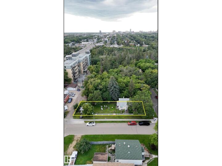Property Photo:  8210 93 St NW  AB T6C 3S7 