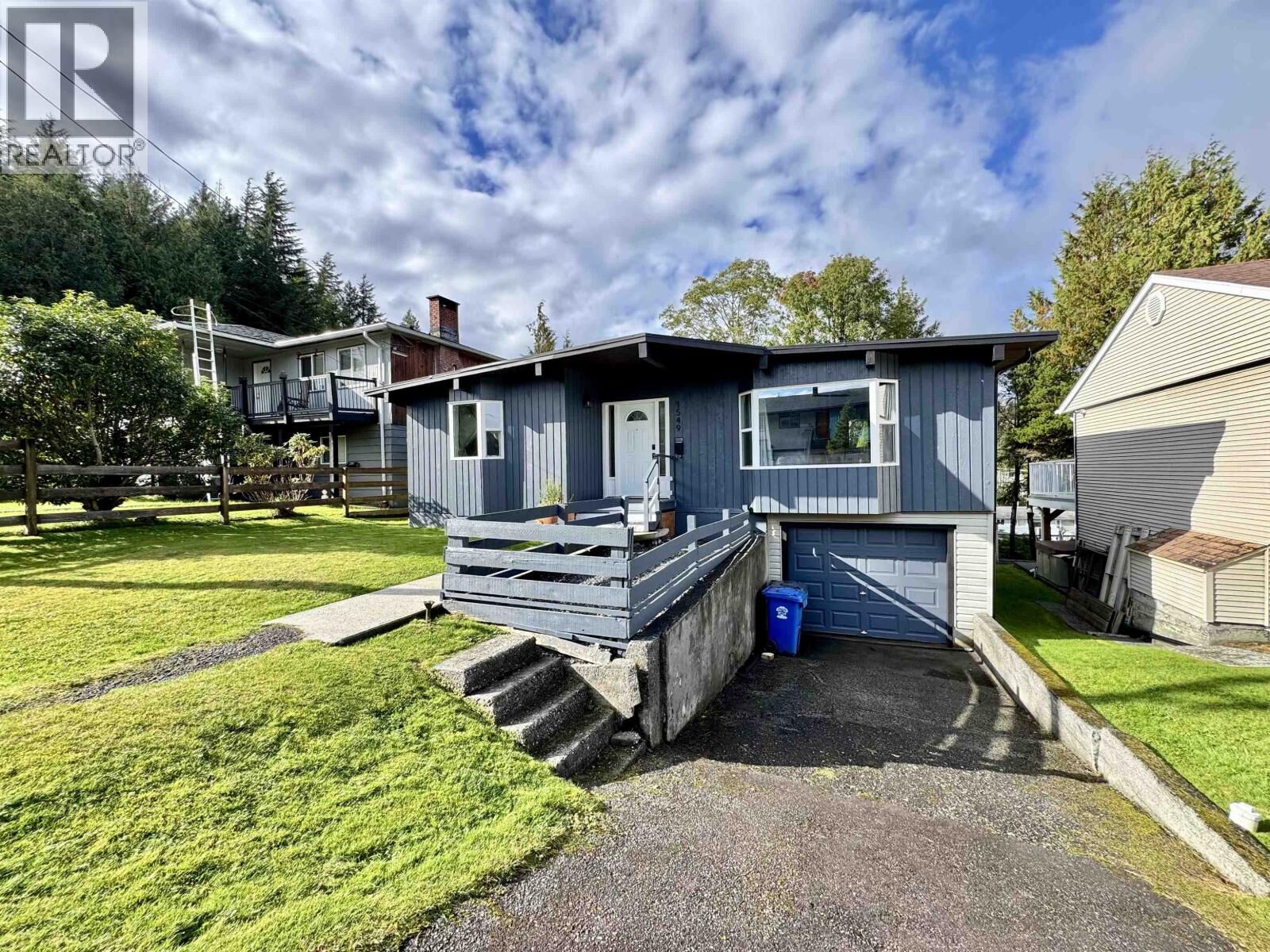 Property Photo:  1549 India Avenue  BC V8J 2Y1 