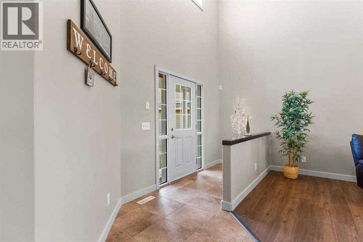 Property Photo: 38 Everhollow Green Southwest AB T2Y 0H4