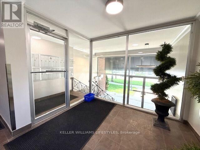 Property Photo: 570 William Street 401 ON N6B 3E9