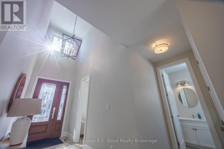 Property Photo: 9 Greenhill Drive ON N4G 0L4