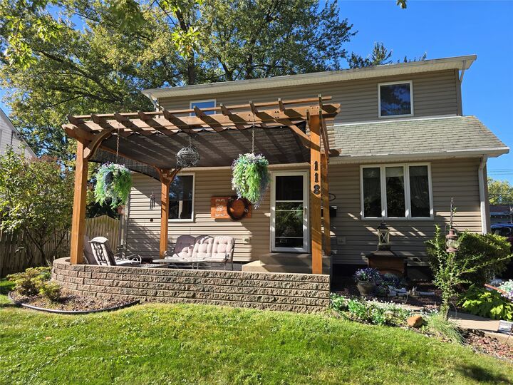 Property Photo:  118 Parkway Drive  PA 16511 