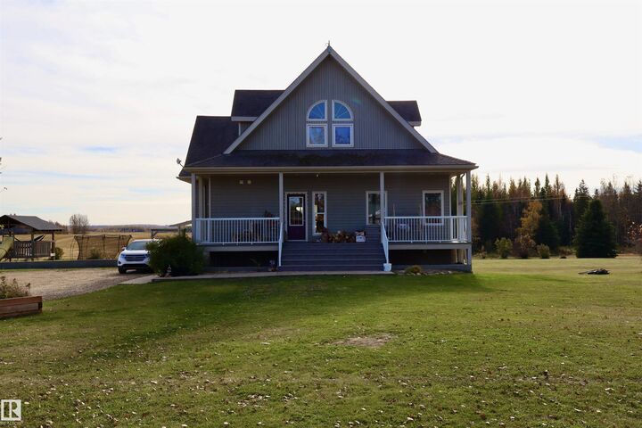 Property Photo:  3513 Twp. Rd. 613A  AB T7N 1N2 