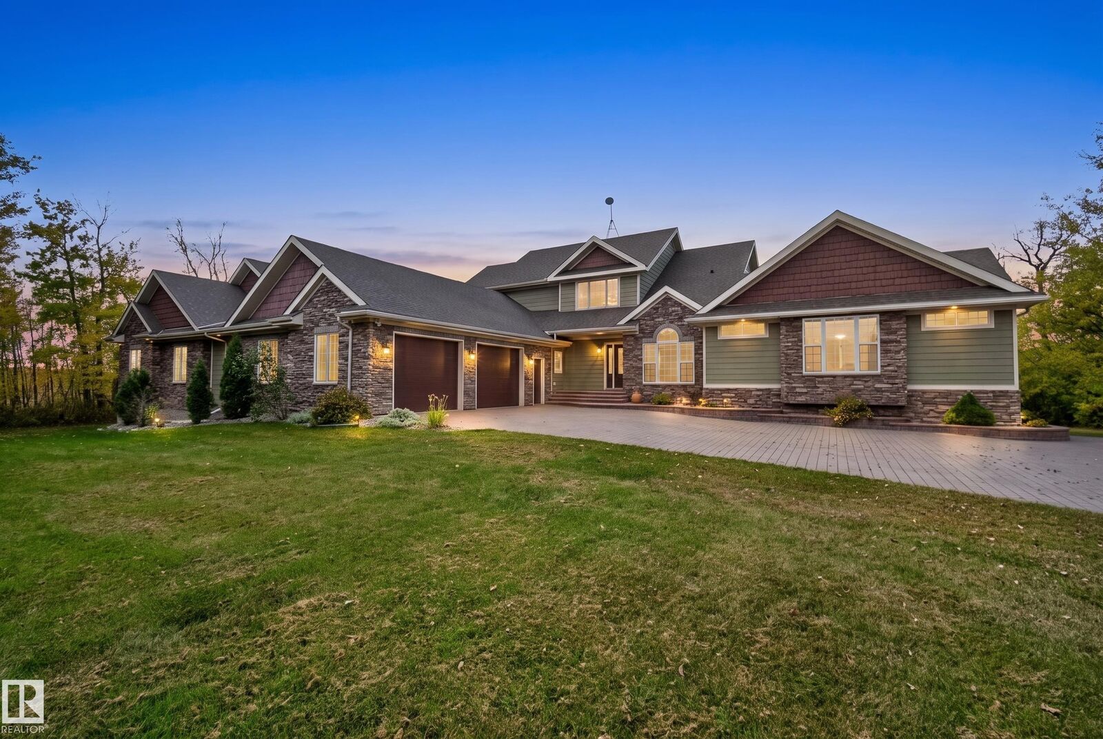 Property Photo:  50344 Rge Rd 243  AB T4X 0N5 