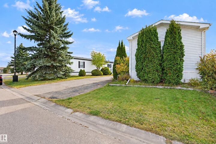 Property Photo:  48 3400 48 Street  AB T7Z 1S1 