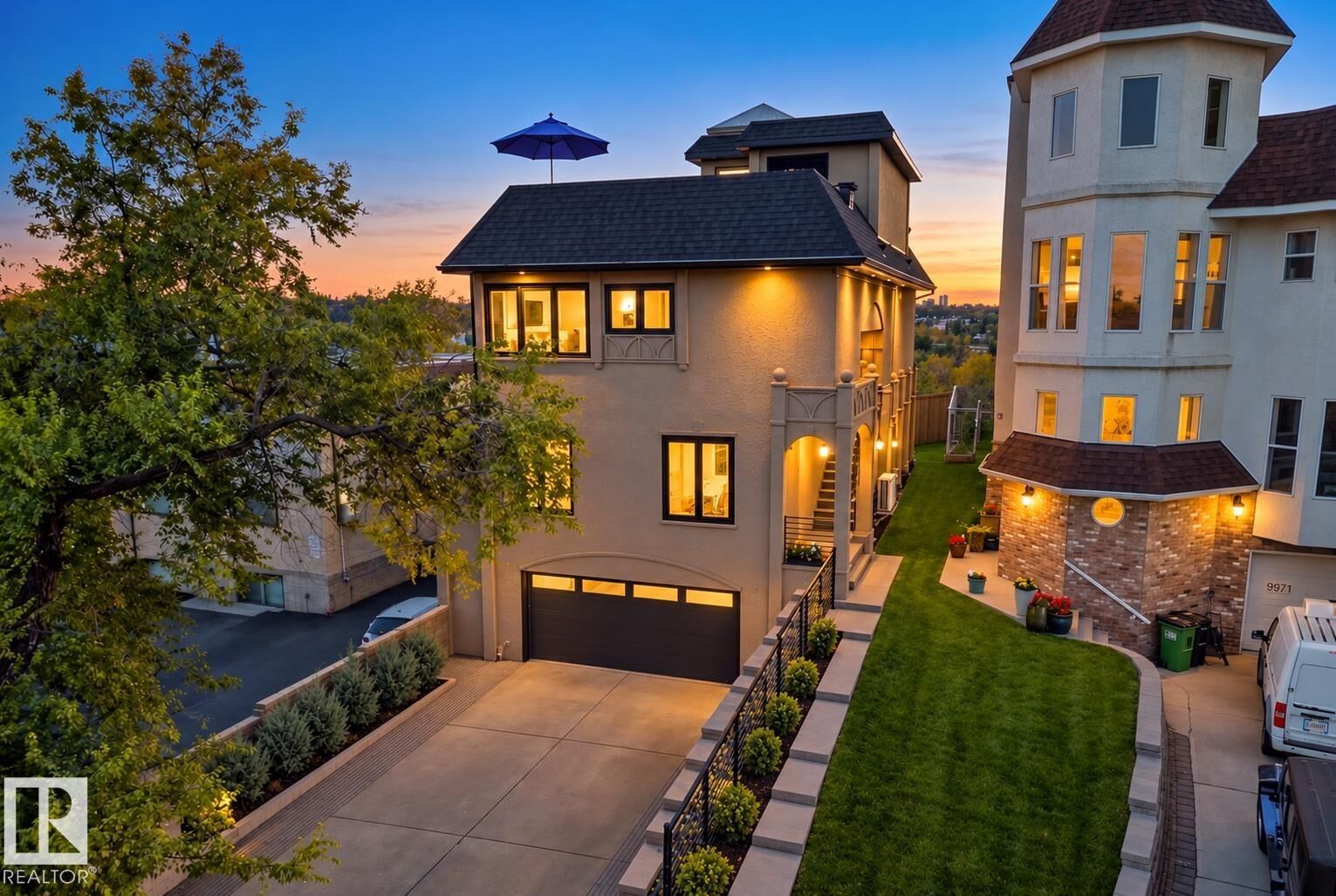 Property Photo:  9369 Cameron Avenue NW  AB T5H 3R5 