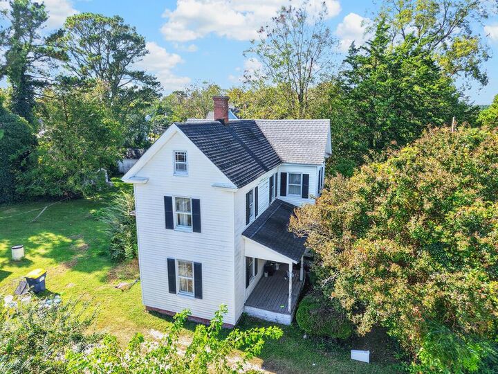 Property Photo:  2 Parks St  VA 23417 