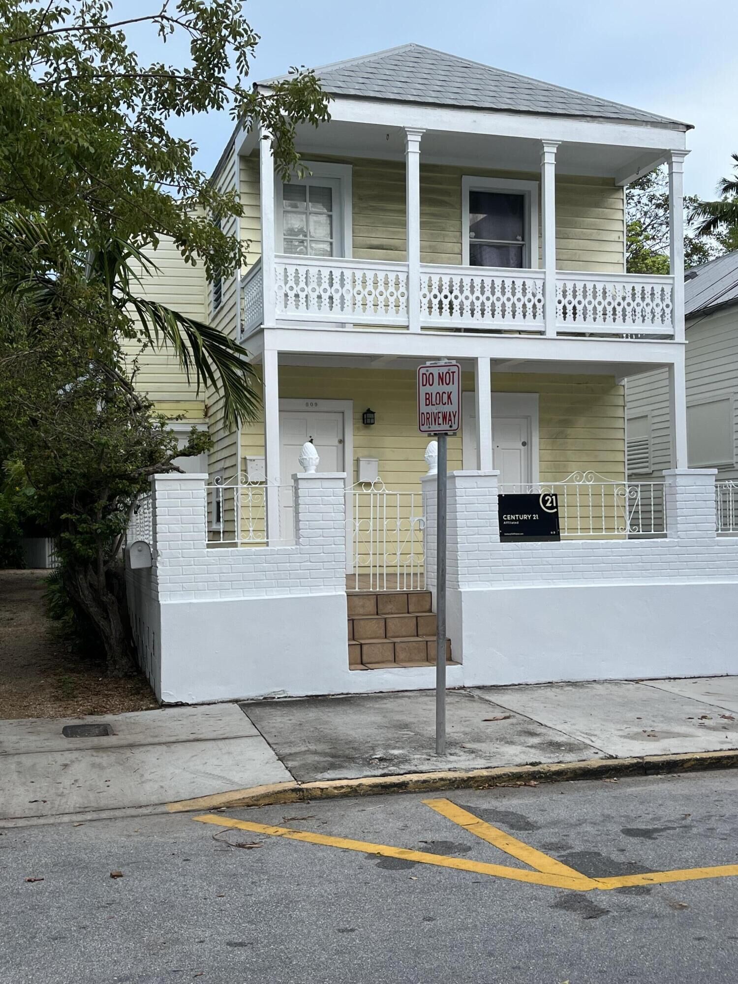 Property Photo: 809 Fleming Street FL 33040