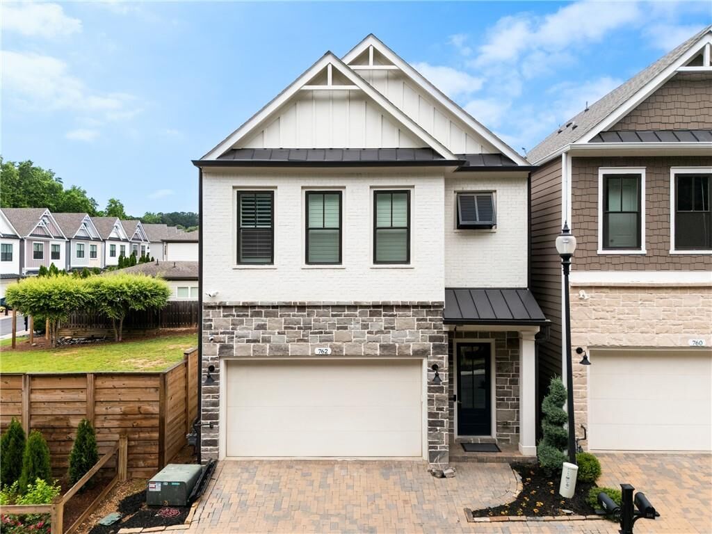 Property Photo:  762 Stickley Oak Way  GA 30189 