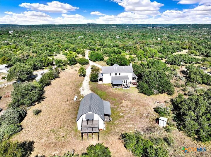 Property Photo: 1061 Cascade Trail TX 78666
