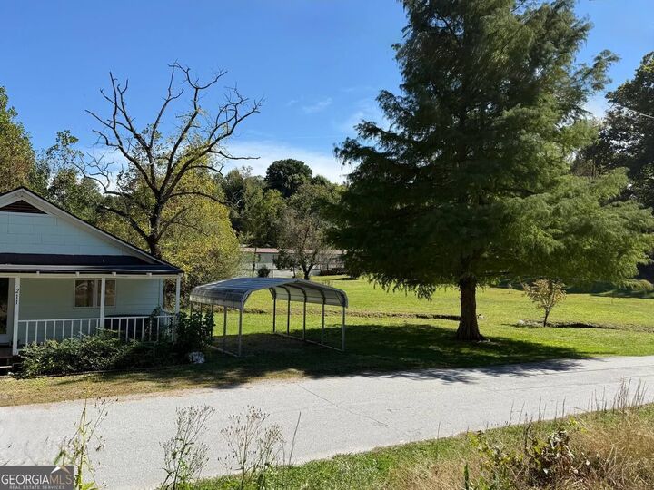 Property Photo:  211 Blair Street  GA 30576 