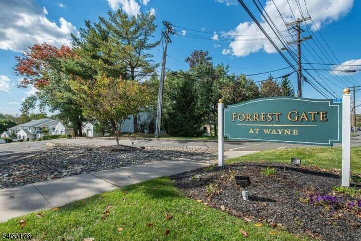Property Photo: 32 Bowfell Ct NJ 07470