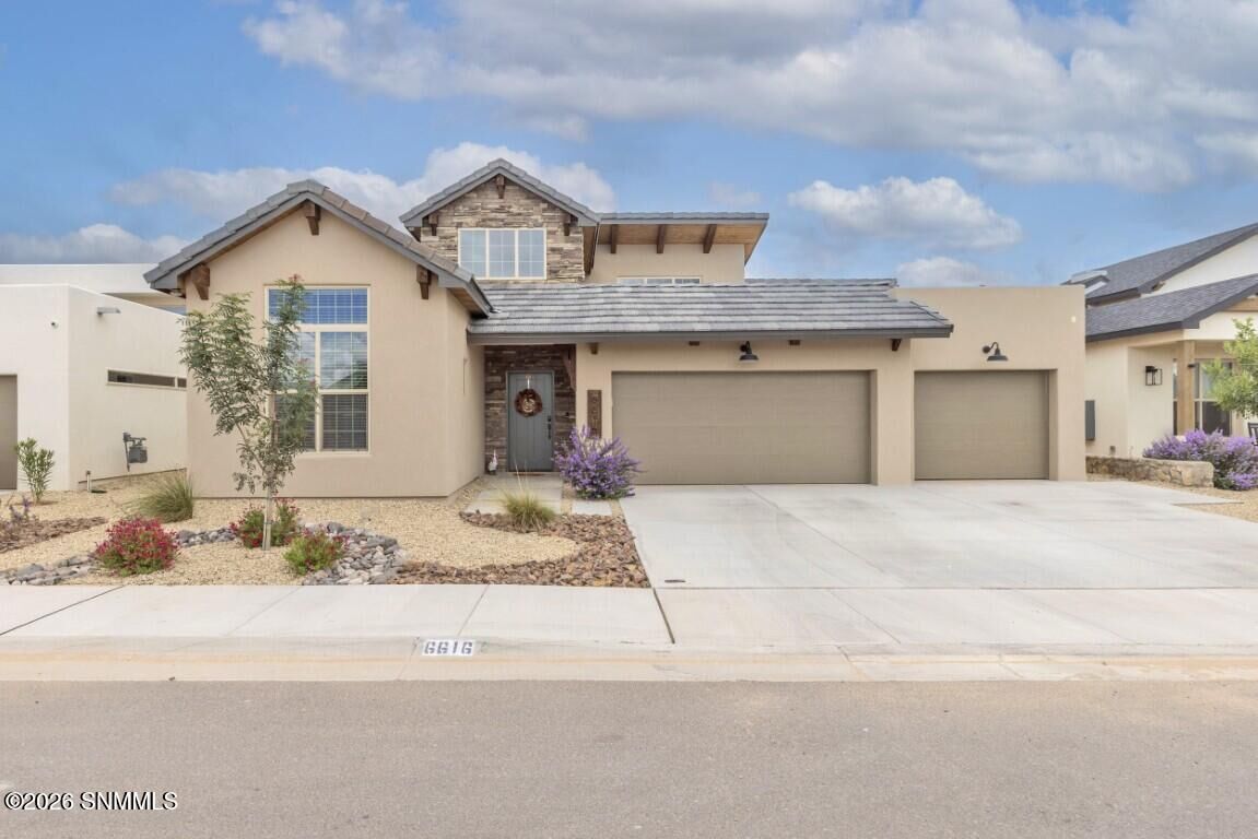 Property Photo:  6616 Blackbird Road  NM 88012 