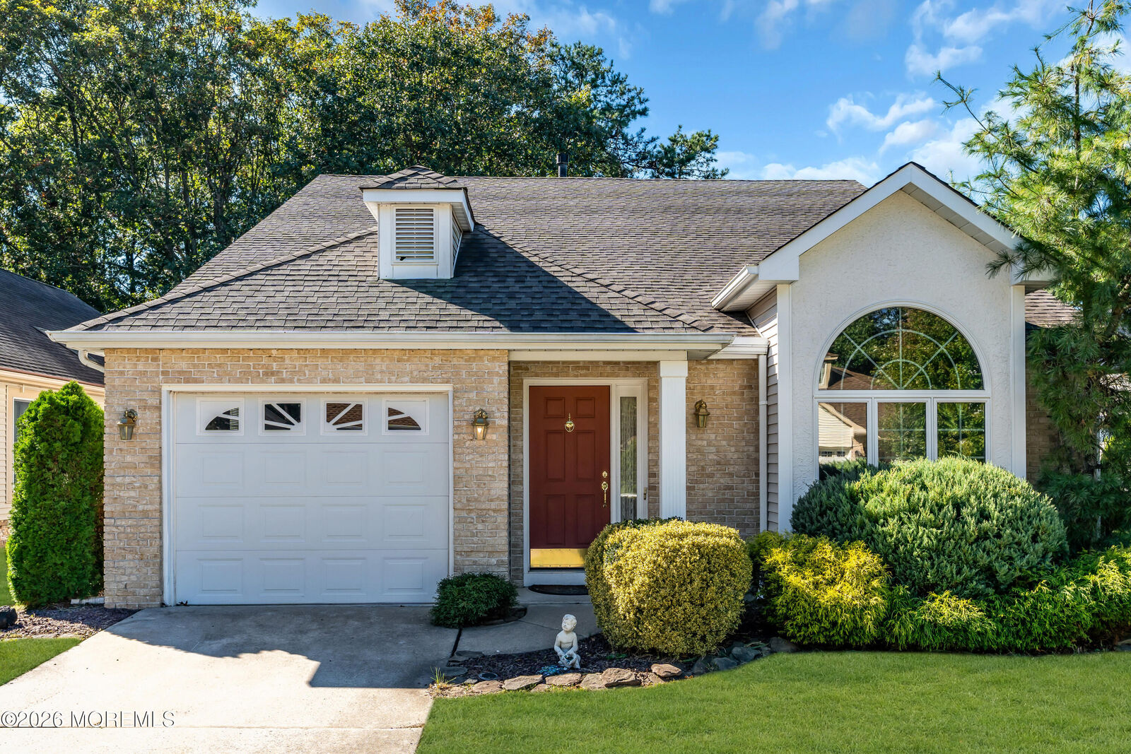 Property Photo:  1940 Kwansan Court  NJ 08755 