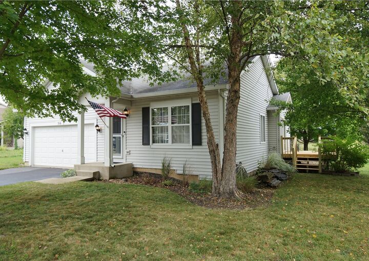 Property Photo:  516 Ramsden Road  IL 60545 