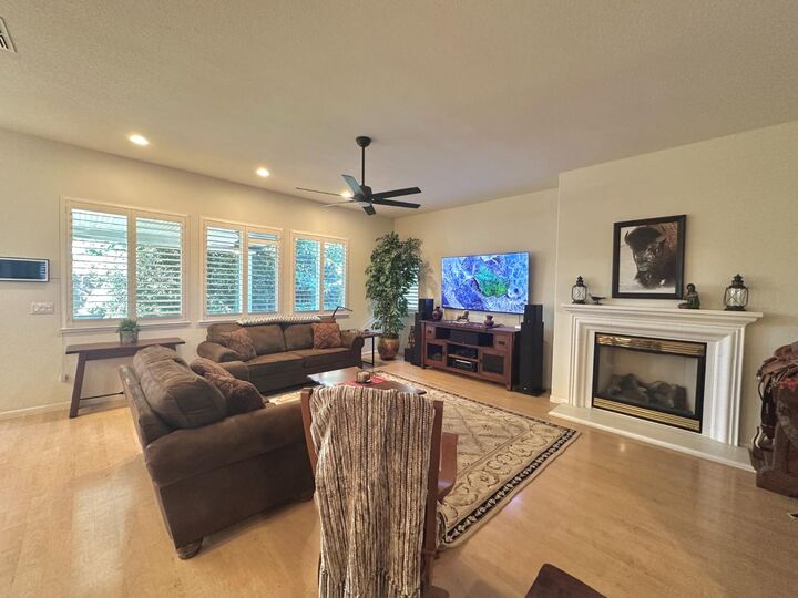 Property Photo:  2303 Petruchio Way  CA 95661 