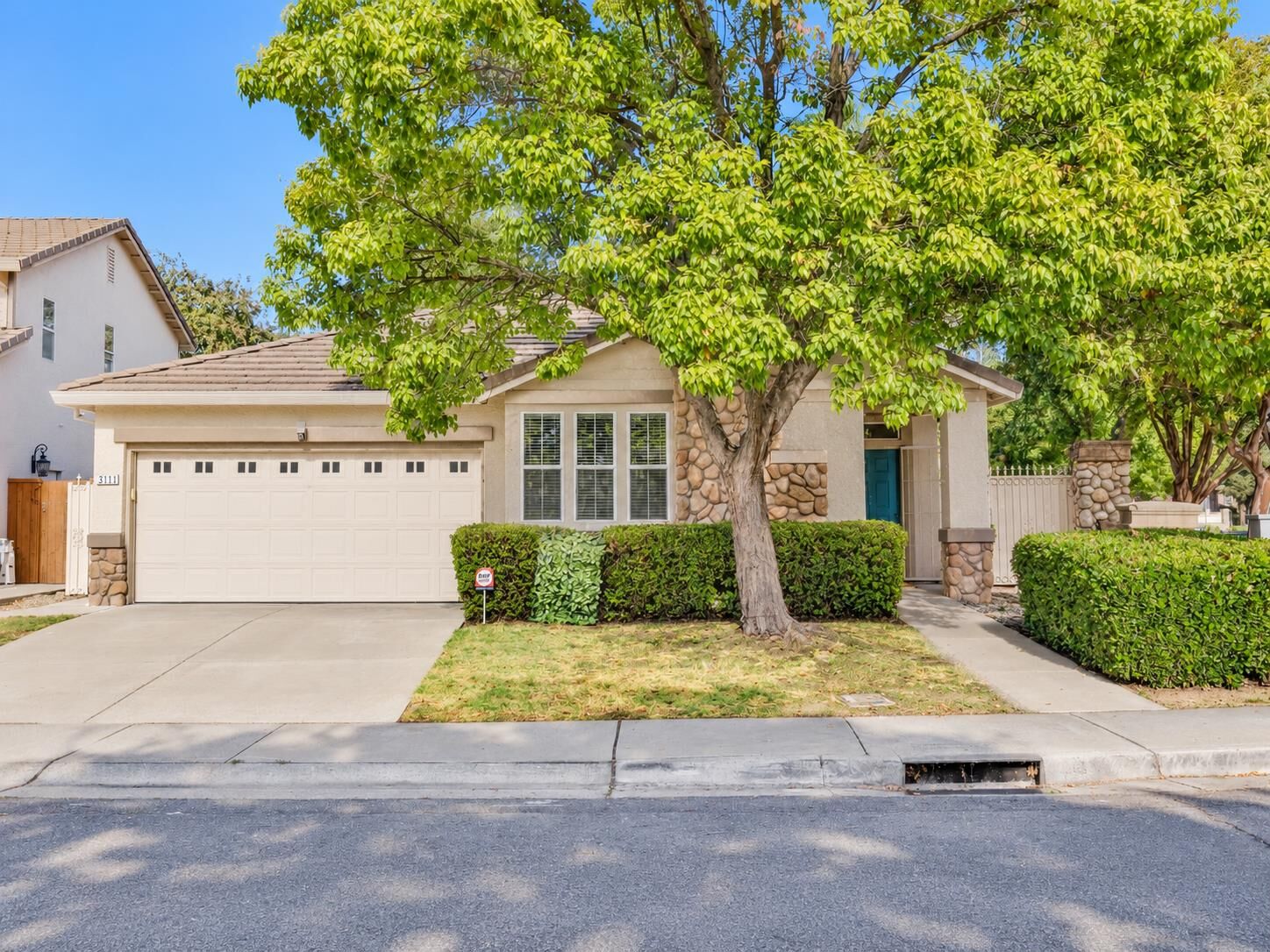 Property Photo: 3111 Two Rivers Drive CA 95833