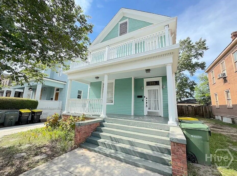 Property Photo:  313 W 33rd Street  GA 31401 