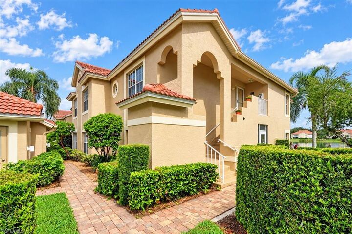 Property Photo:  13936 Southampton Dr 3904  FL 34135 