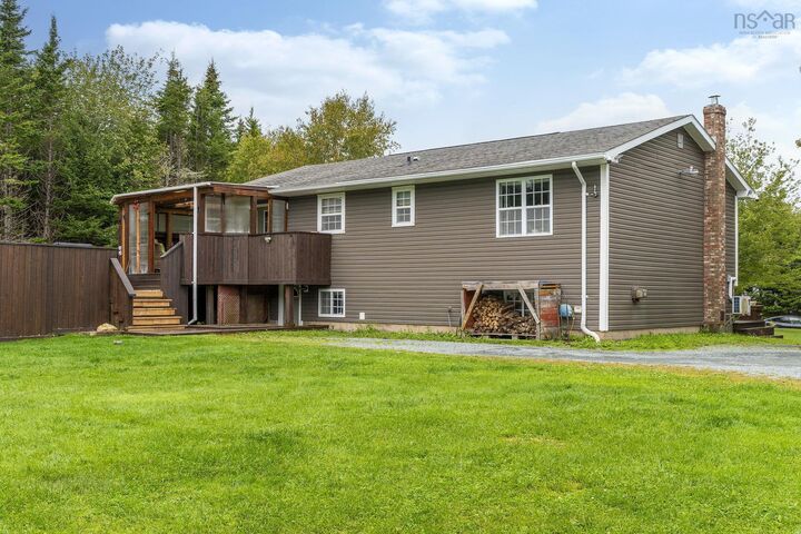 Property Photo:  20 Flandrum Hills Road  NS B3G 1K3 