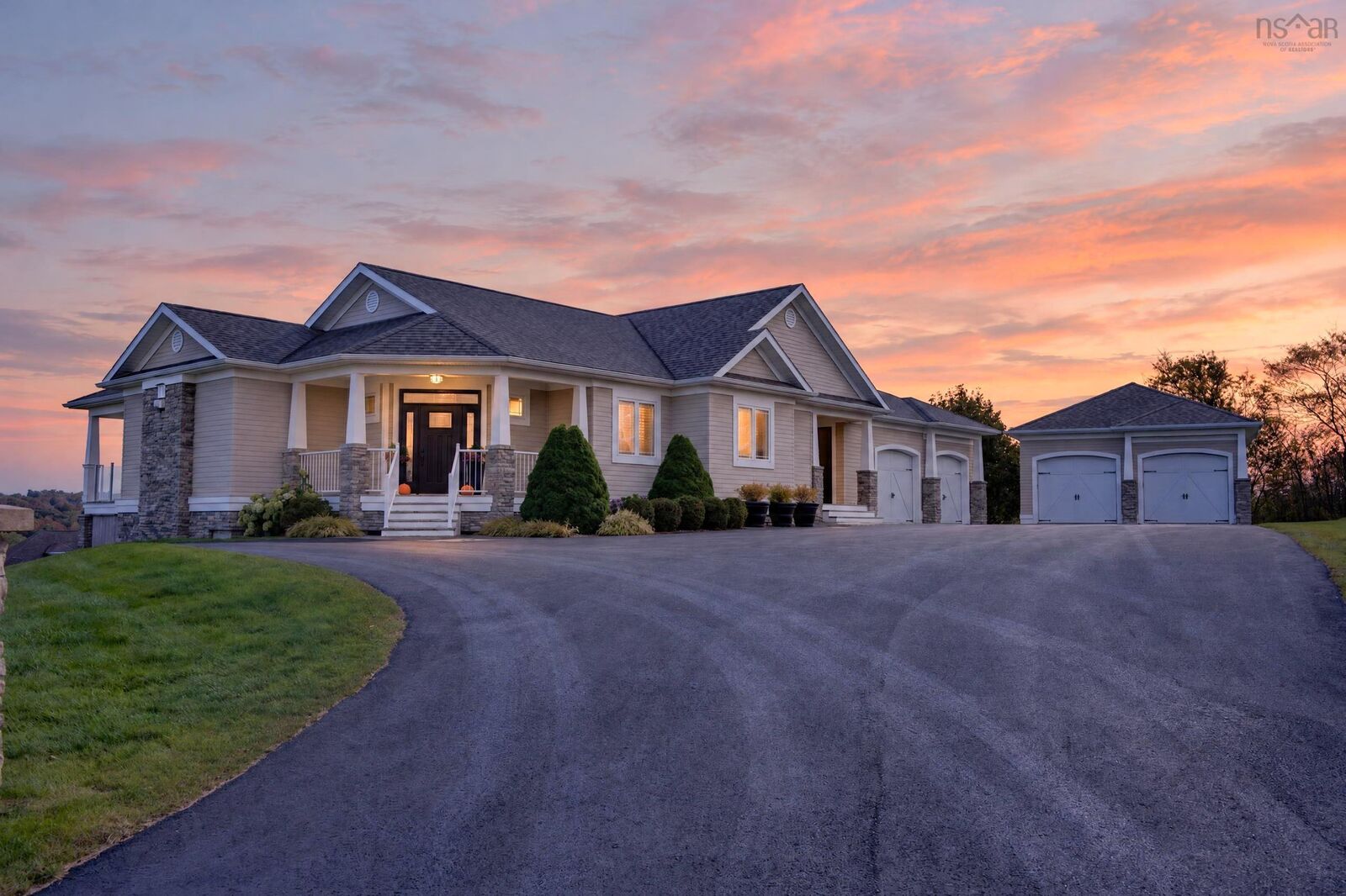 Property Photo: 18 Clipper Court NS B1R 0A6